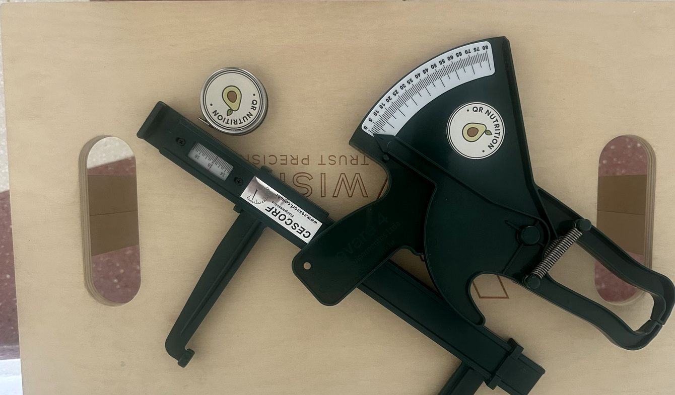 MATERIAL DE ANTROPOMETRÍA QRNUTRITION